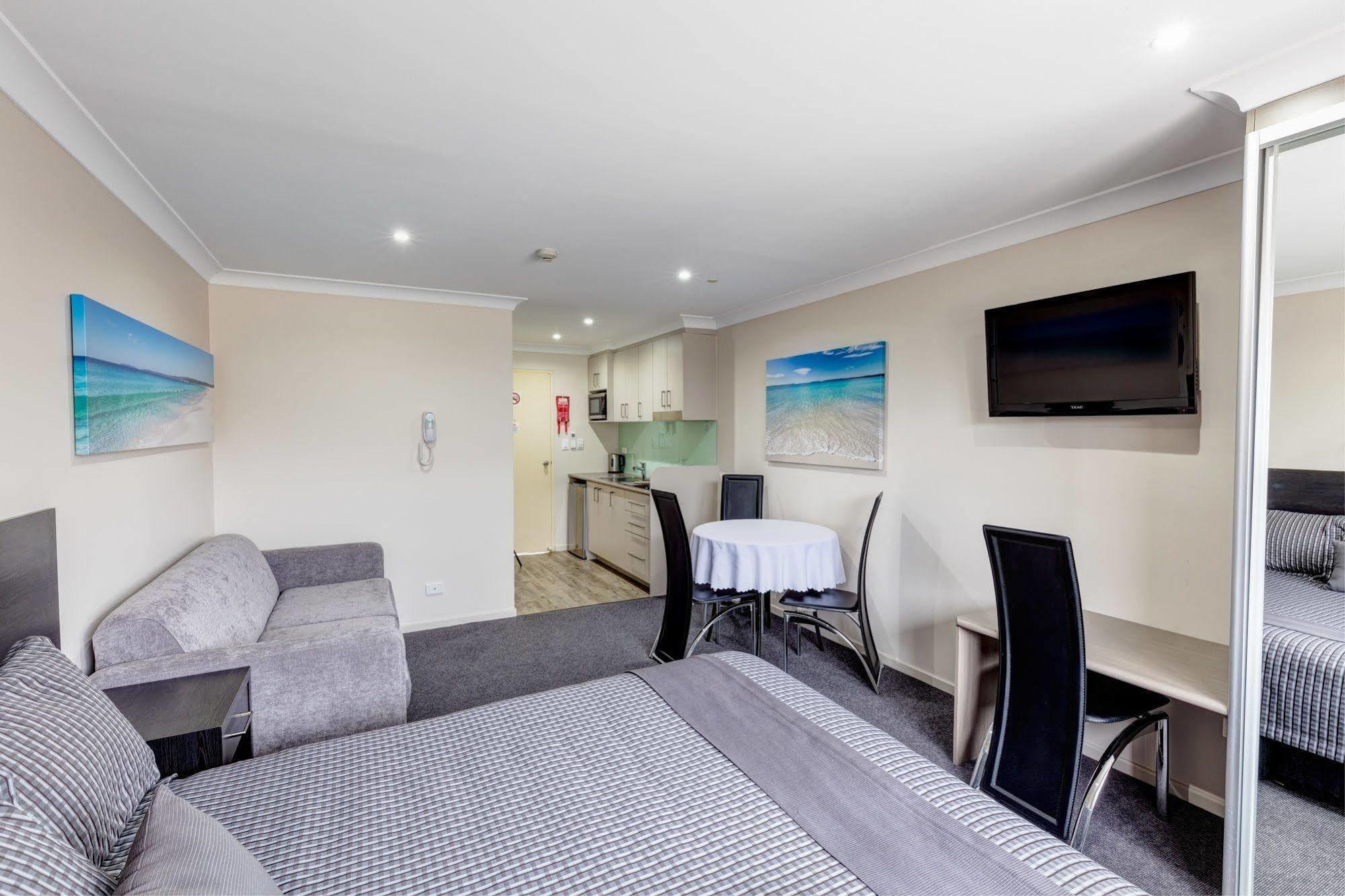 Dolphin Shores Винсентия Екстериор снимка